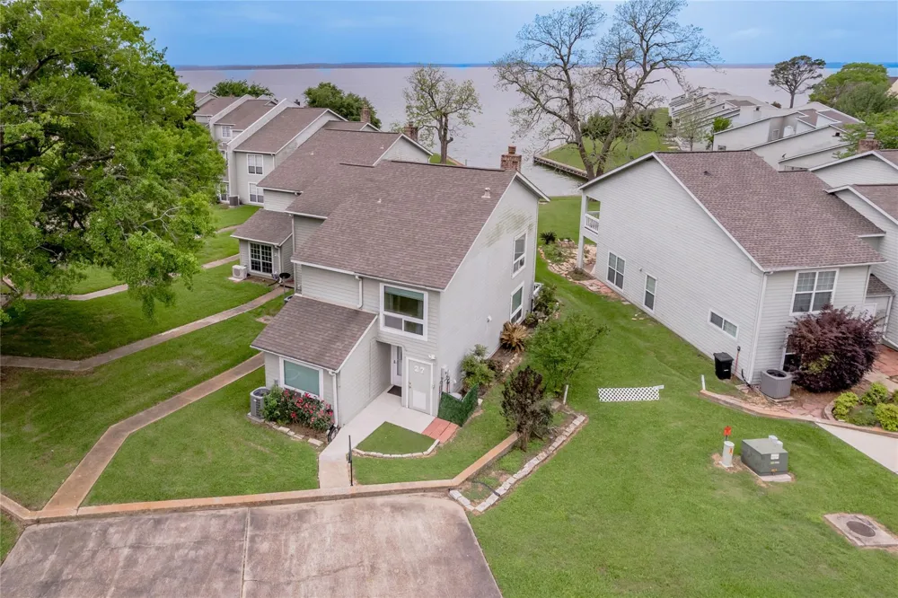 400 Echo Lane #27 Livingston, TX 77351