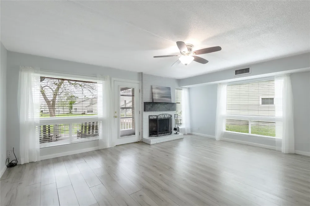 400 Echo Lane #27 Livingston, TX 77351