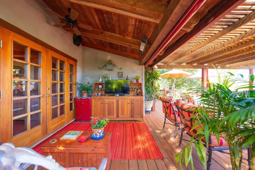 4034 Spring Mountain Road St. Helena, CA 94574