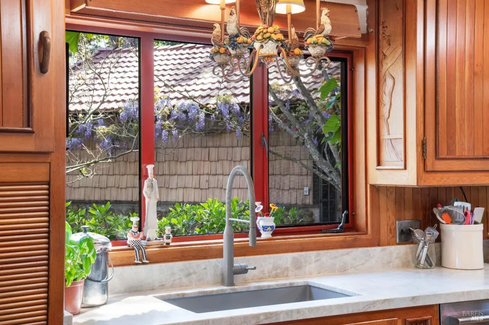 4034 Spring Mountain Road St. Helena, CA 94574