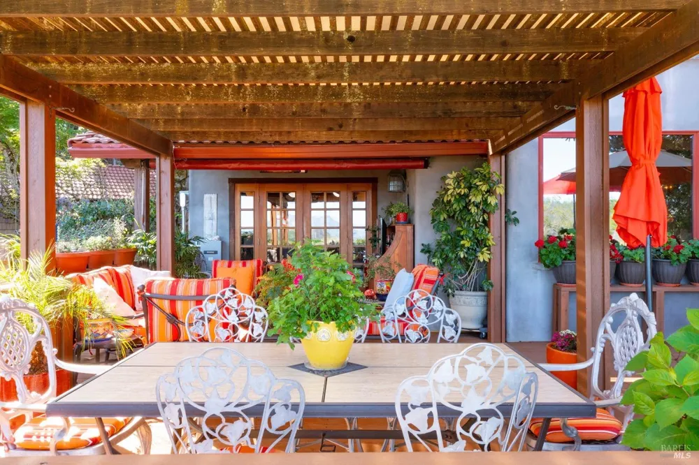 4034 Spring Mountain Road St. Helena, CA 94574
