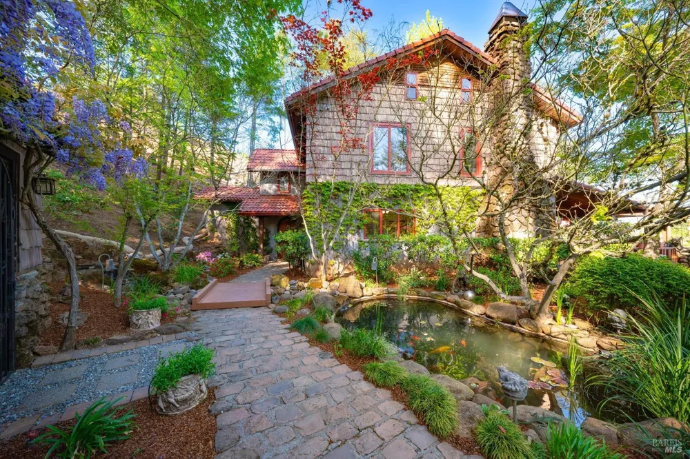 4034 Spring Mountain Road St. Helena, CA 94574