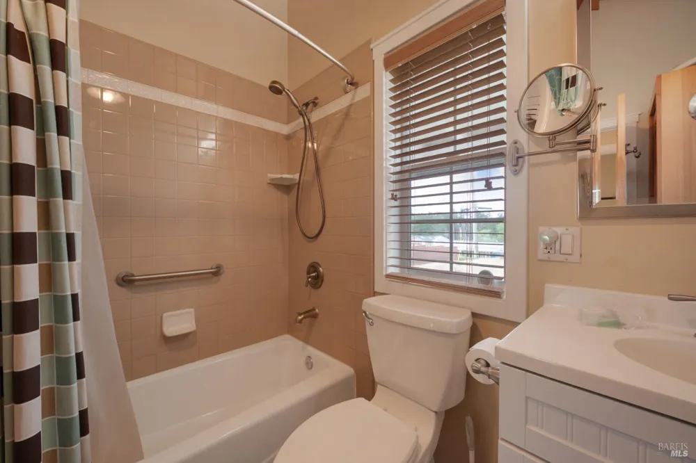 1534 Highway 1 Bodega Bay, CA 94923