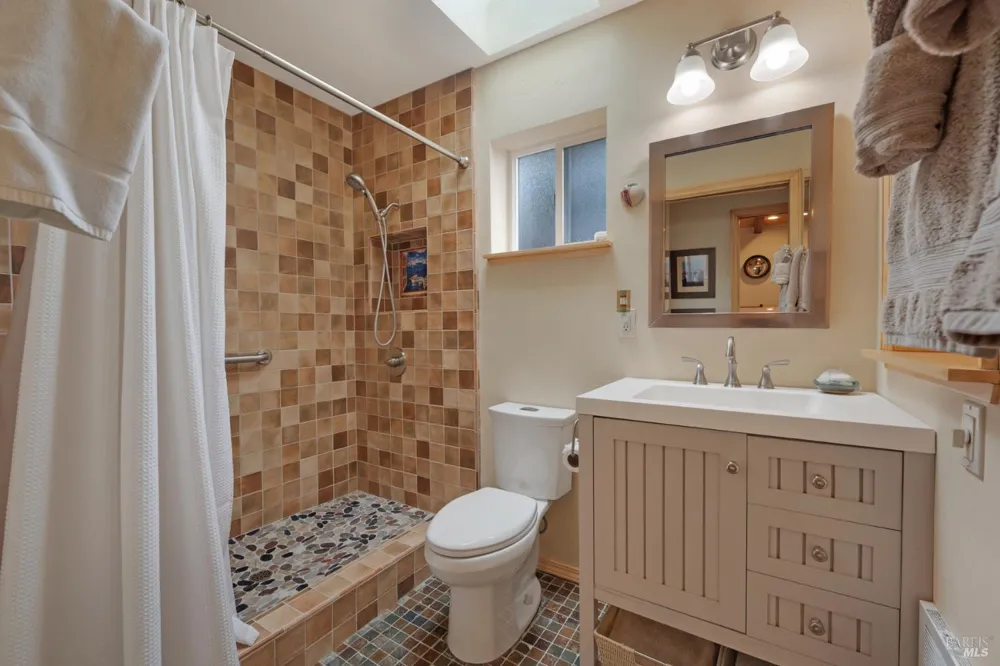 1534 Highway 1 Bodega Bay, CA 94923
