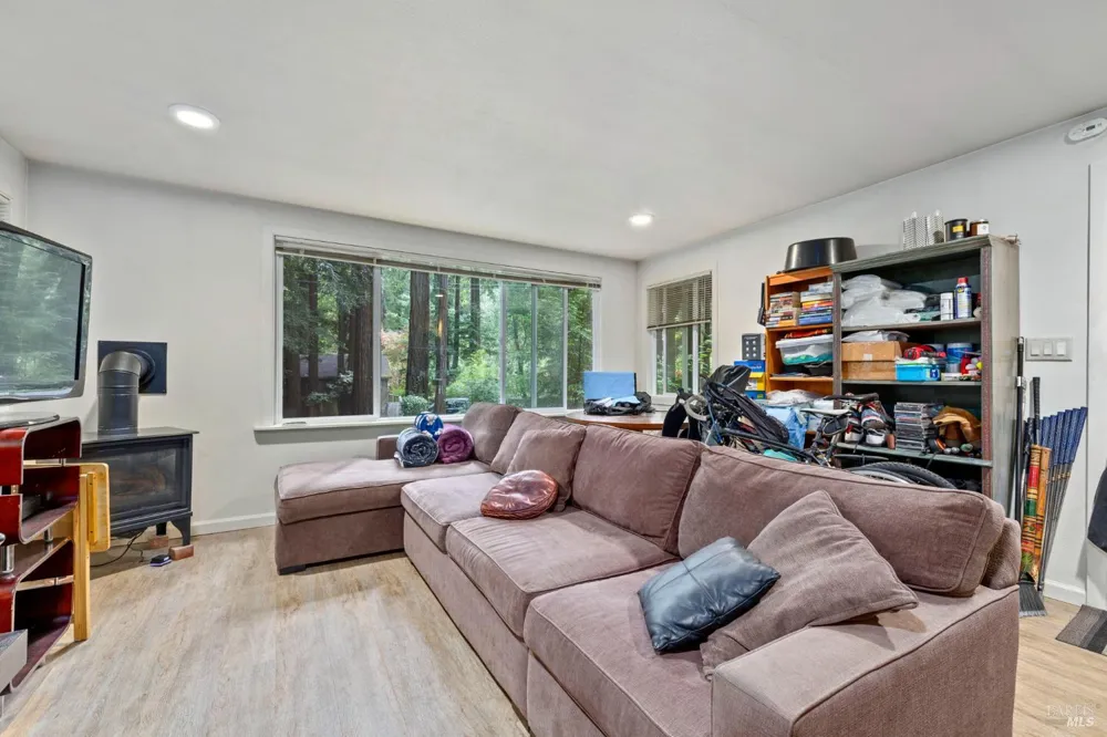 18 Wildwood Lane Cazadero, CA 95421