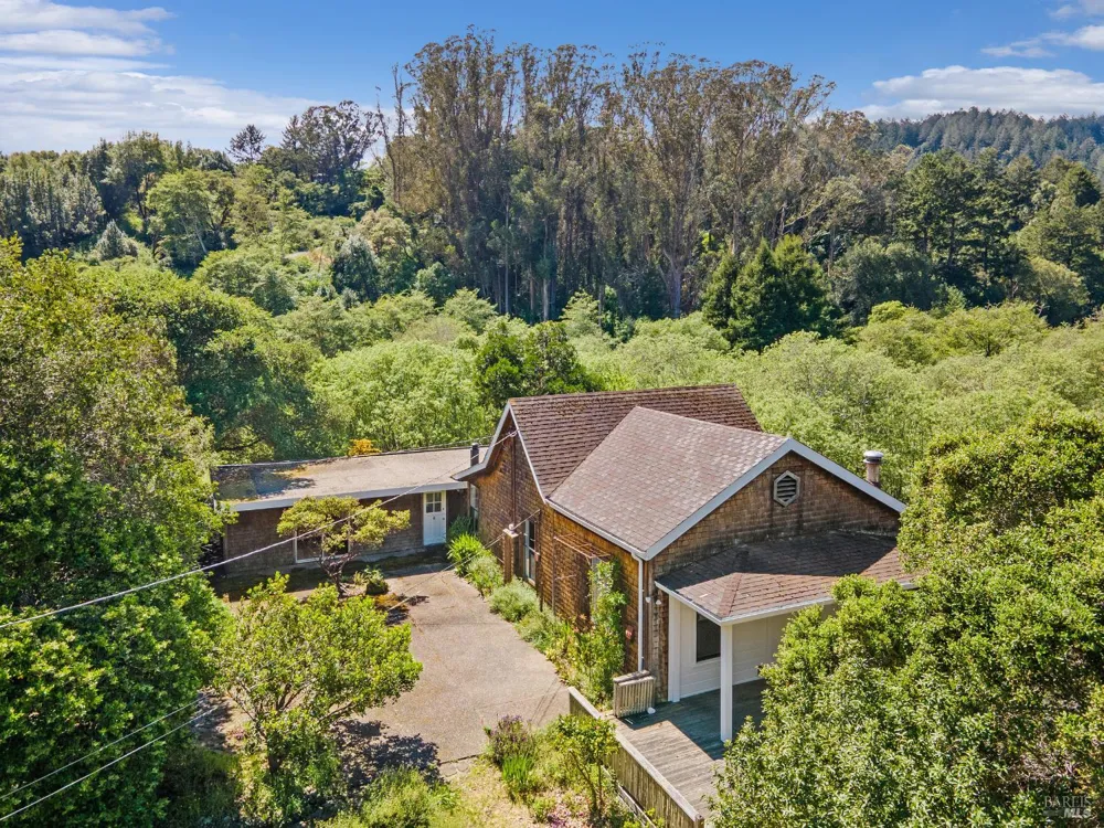 5955 Shoreline Highway Bolinas, CA 94924