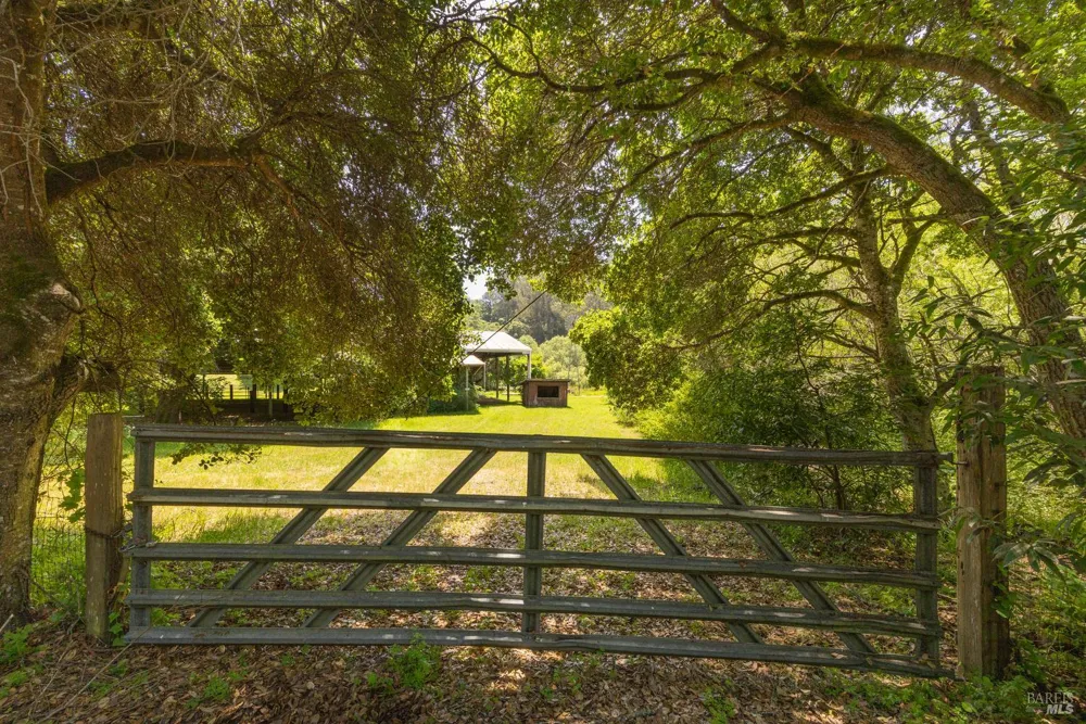 5955 Shoreline Highway Bolinas, CA 94924