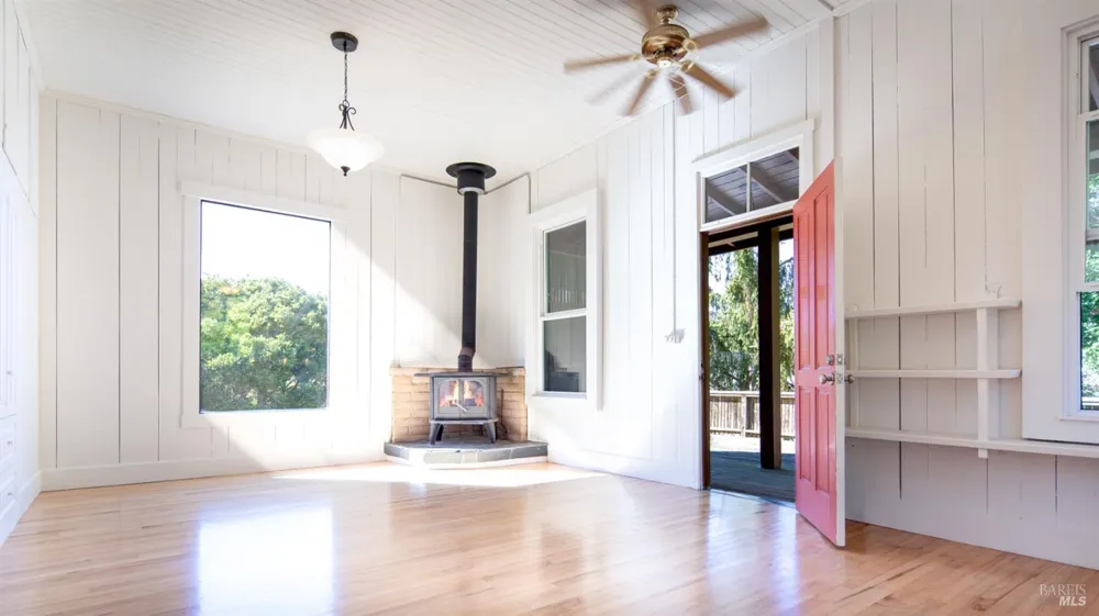 5955 Shoreline Highway Bolinas, CA 94924
