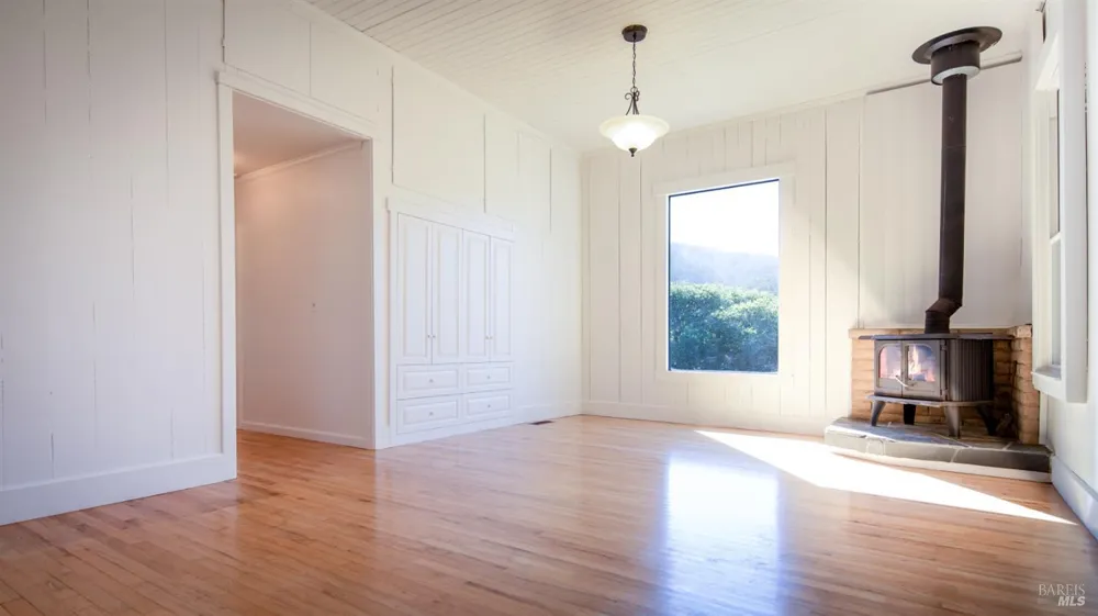 5955 Shoreline Highway Bolinas, CA 94924