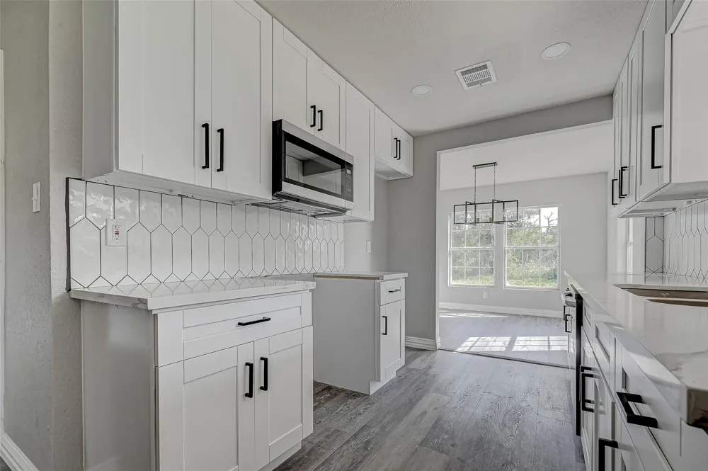 106 County Road 416 Brazoria, TX 77422