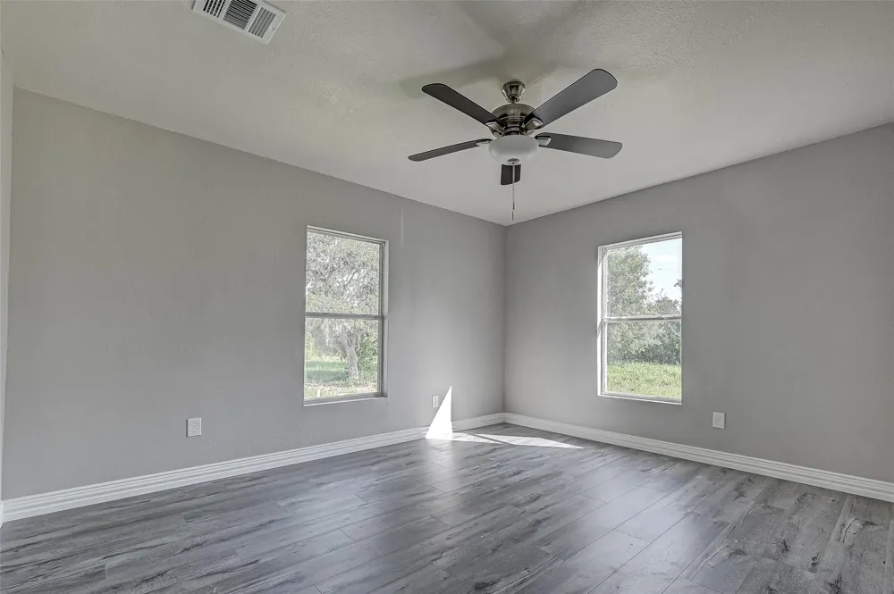 106 County Road 416 Brazoria, TX 77422