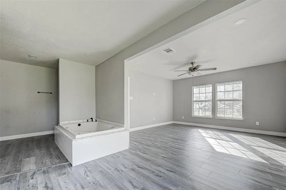 106 County Road 416 Brazoria, TX 77422