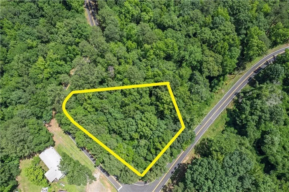 103 SE Hickory Hill Drive Milledgeville, GA 31061