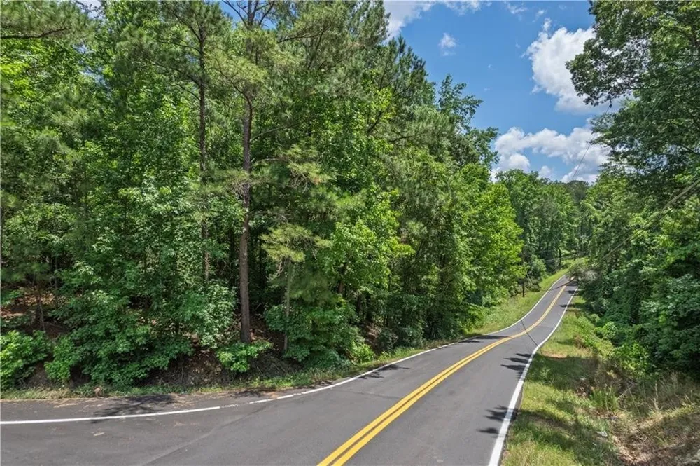 103 SE Hickory Hill Drive Milledgeville, GA 31061
