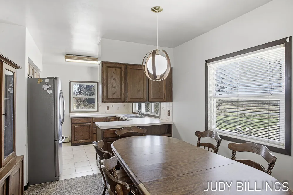 1501 68th Street Fennville, MI 49408