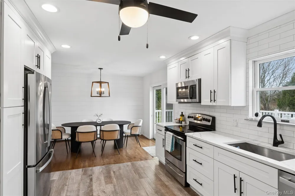 97 Grant Drive Aquebogue, NY 11901