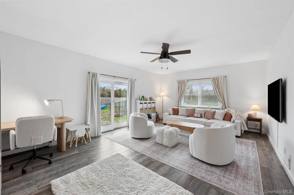 97 Grant Drive Aquebogue, NY 11901