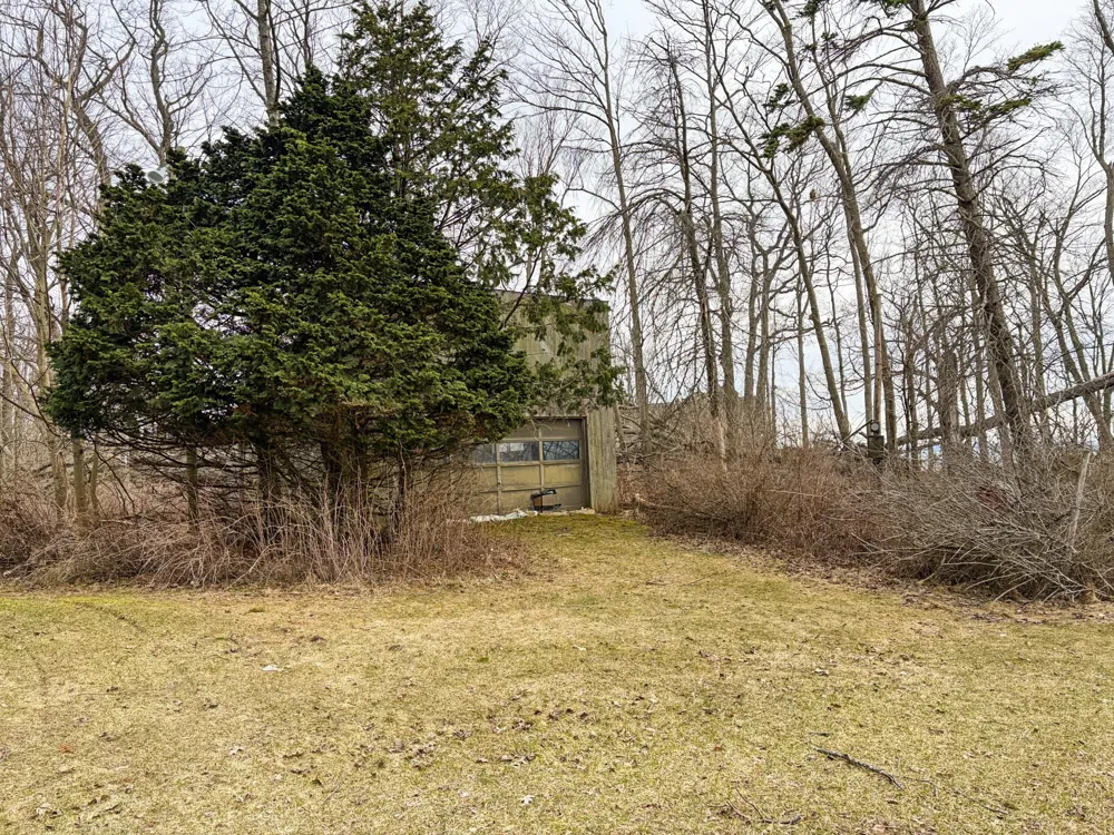 4973 S Lakeshore Drive Ludington, MI 49431