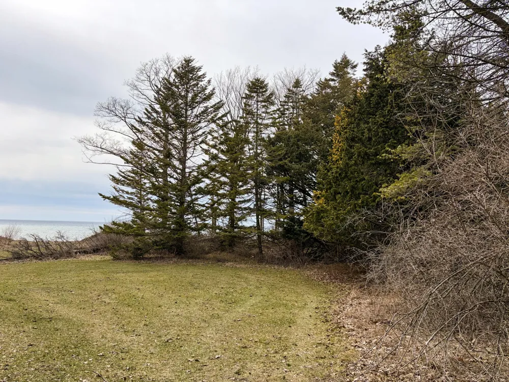 4973 S Lakeshore Drive Ludington, MI 49431