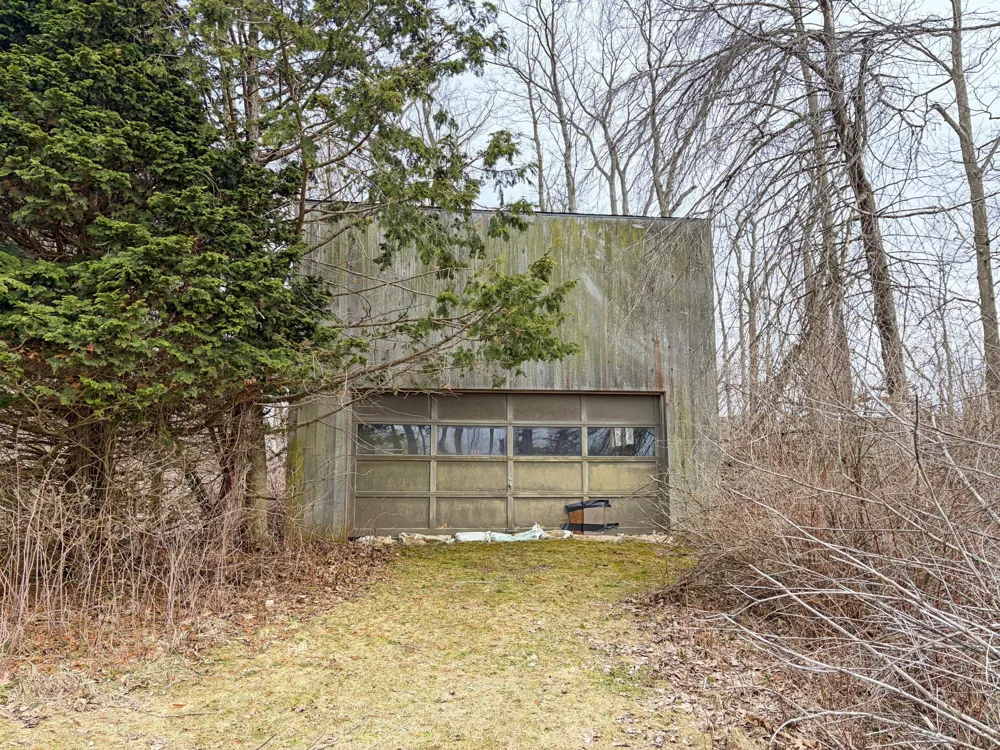 4973 S Lakeshore Drive Ludington, MI 49431