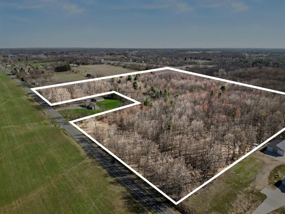 10410 Division NE Sparta, MI 49345