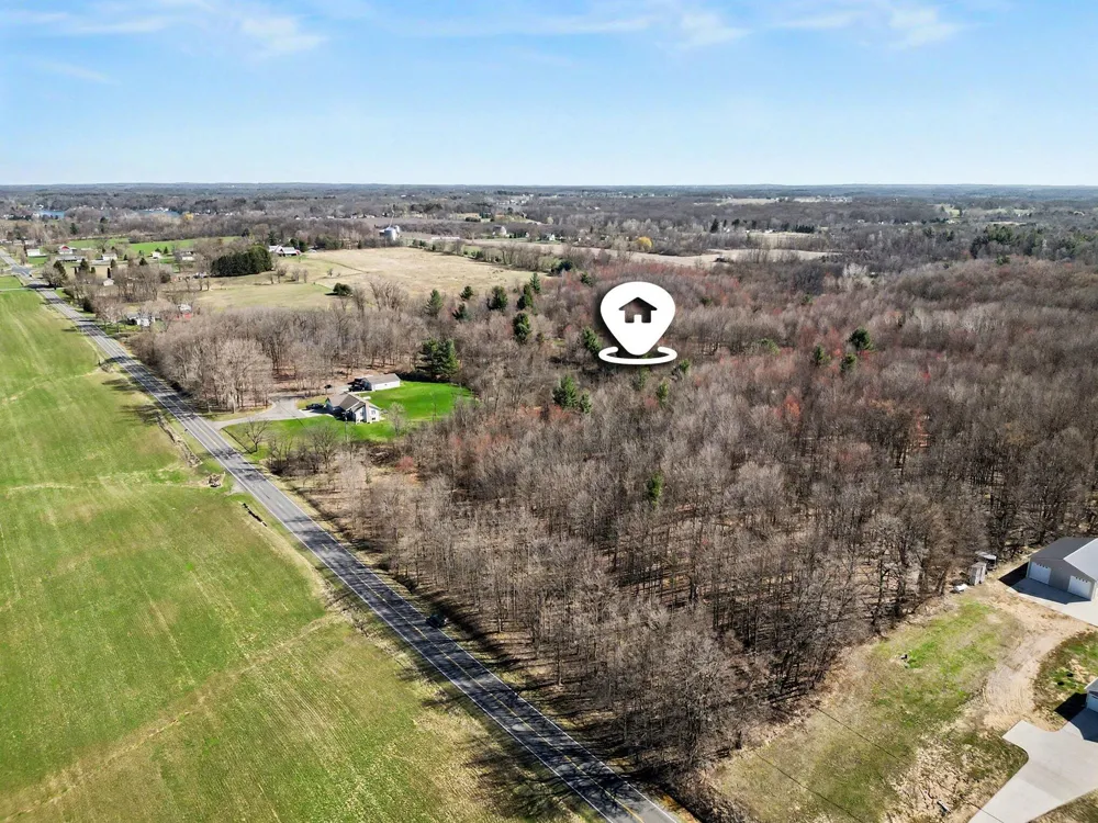 10410 Division NE Sparta, MI 49345