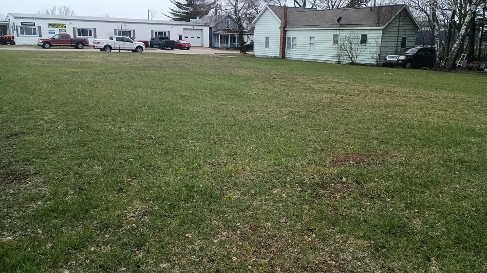102 W Dowland Street Ludington, MI 49431