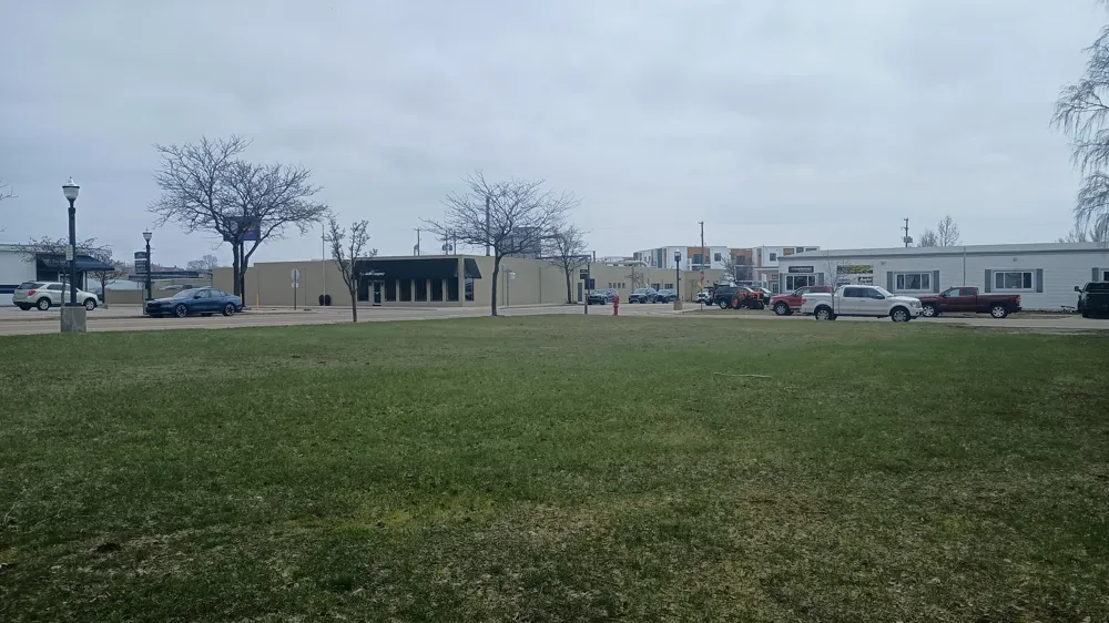 102 W Dowland Street Ludington, MI 49431