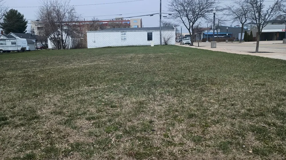 102 W Dowland Street Ludington, MI 49431