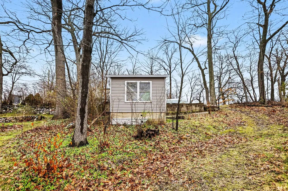 10556 Highland Drive Delton, MI 49046
