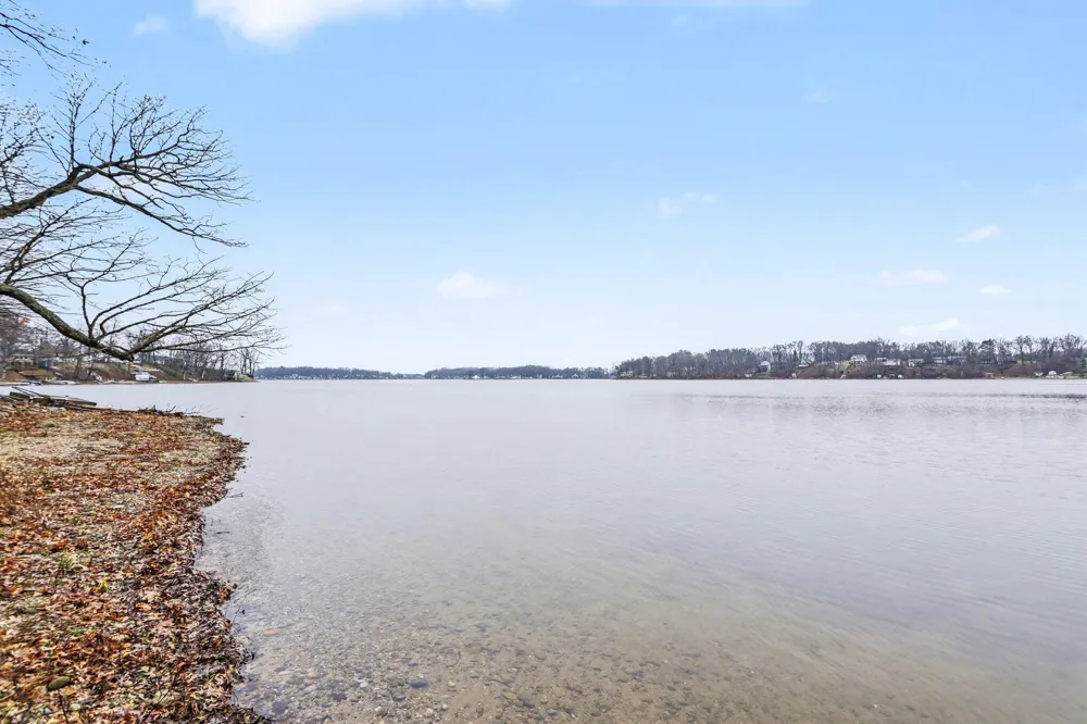 10556 Highland Drive Delton, MI 49046