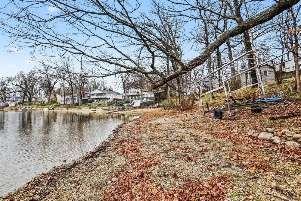 10556 Highland Drive Delton, MI 49046