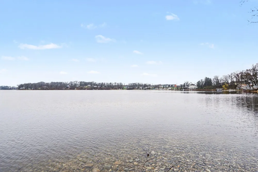 10556 Highland Drive Delton, MI 49046