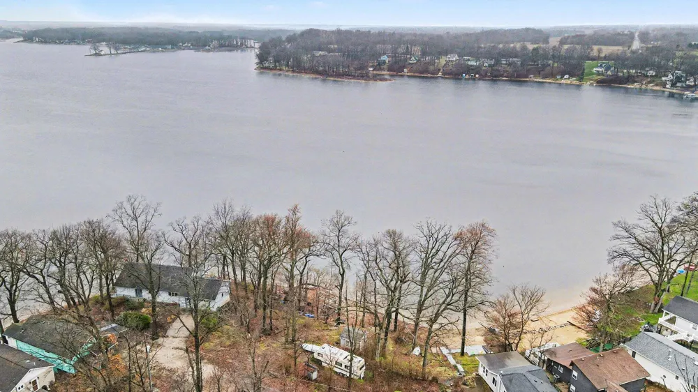 10556 Highland Drive Delton, MI 49046