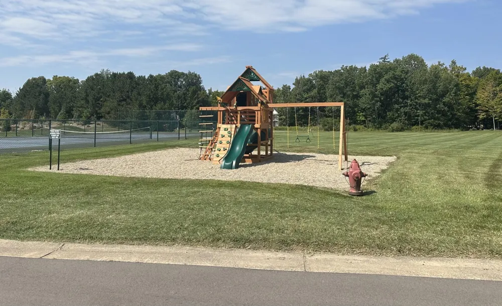 5141 Dickinson Estates Drive #15 St. Joseph, MI 49085
