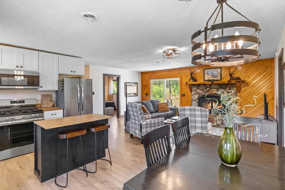 27 E 9 Mile Road Irons, MI 49644