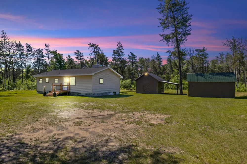 27 E 9 Mile Road Irons, MI 49644