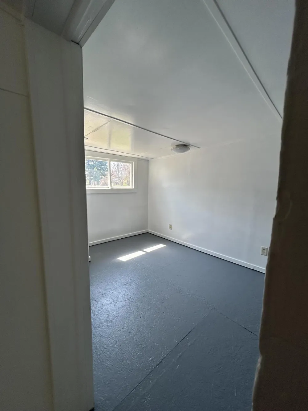 714 Maple Grove Avenue Hudson, MI 49247