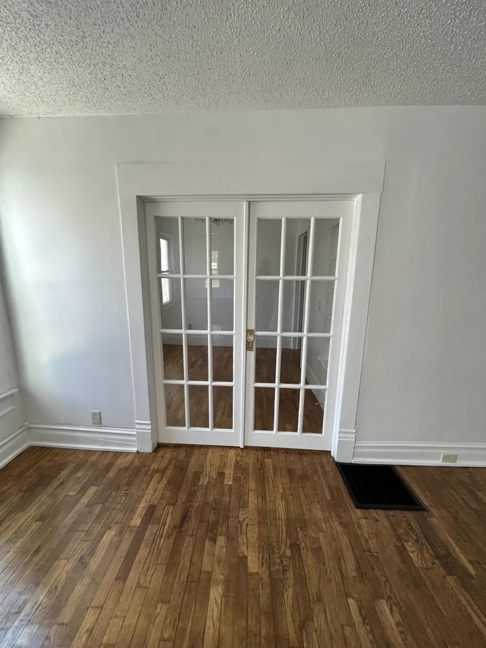 714 Maple Grove Avenue Hudson, MI 49247