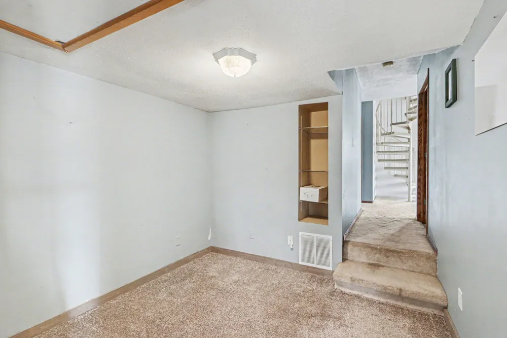 55530 Bucknell Lane Mendon, MI 49072