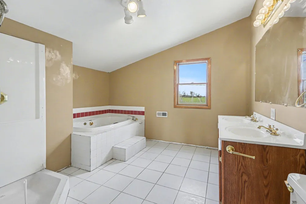55530 Bucknell Lane Mendon, MI 49072