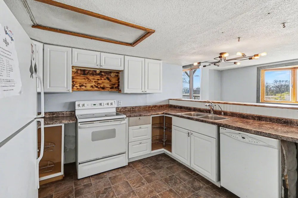55530 Bucknell Lane Mendon, MI 49072