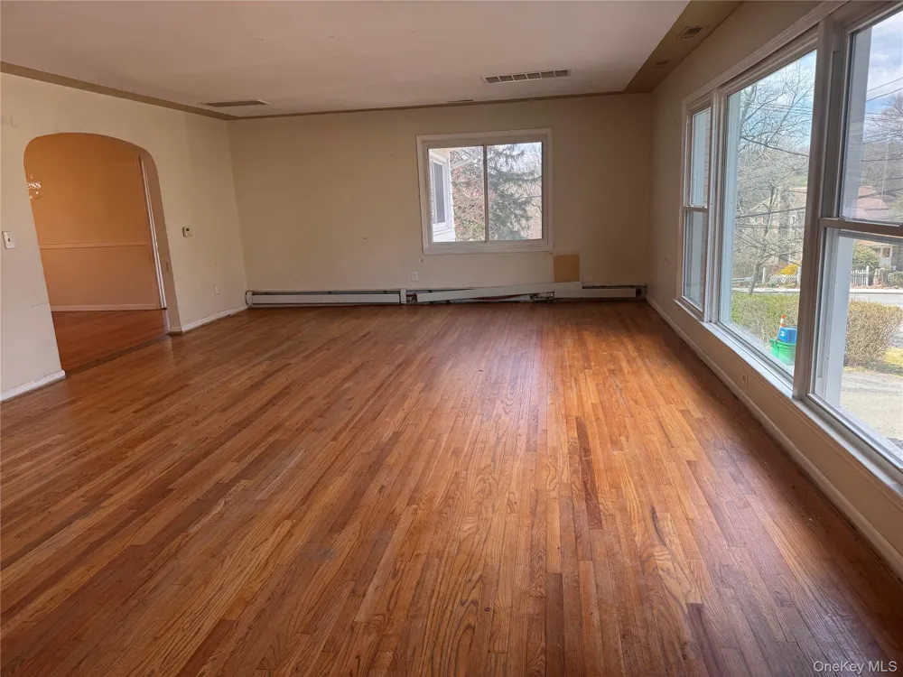 116 Williams Avenue #101 Spring Valley, NY 10977