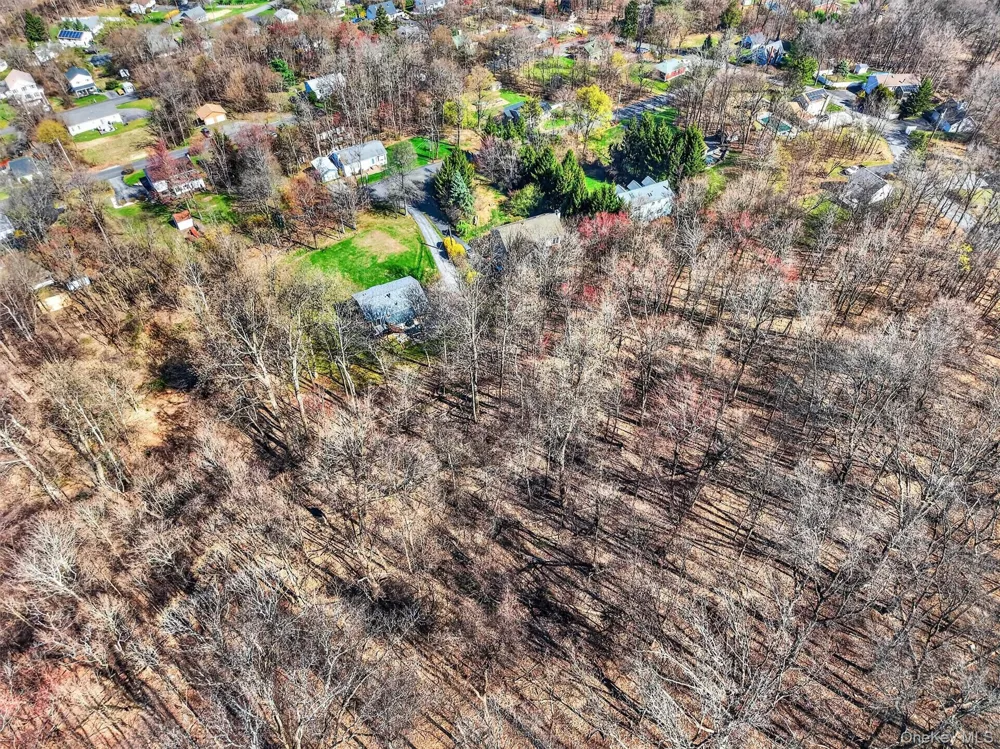 15-16 Hideaway Place Beacon, NY 12508