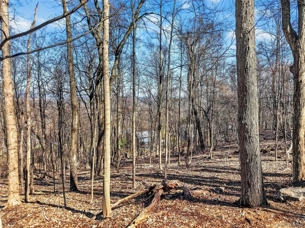 15-16 Hideaway Place Beacon, NY 12508