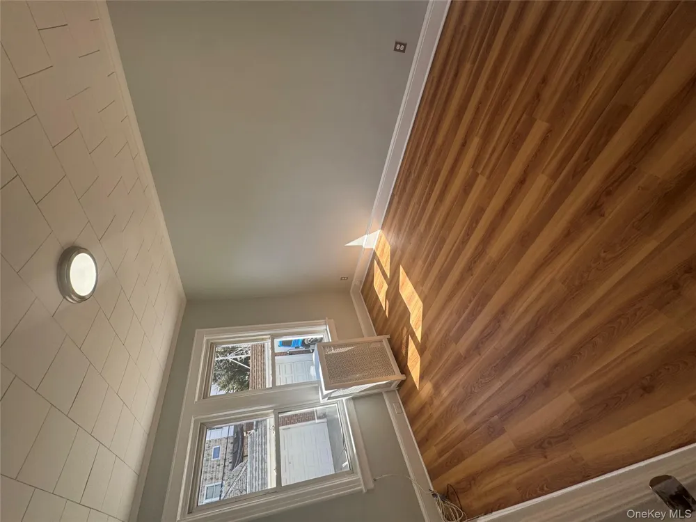 7834 79th Street Glendale, NY 11385