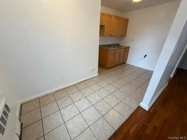 87-20 175 STREET Jamaica Estates, NY 11432