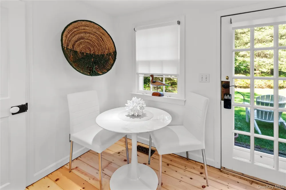 197 Hog Creek Road East Hampton, NY 11937