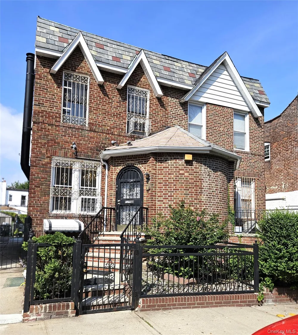 30-32 84th Street East Elmhurst, NY 11370