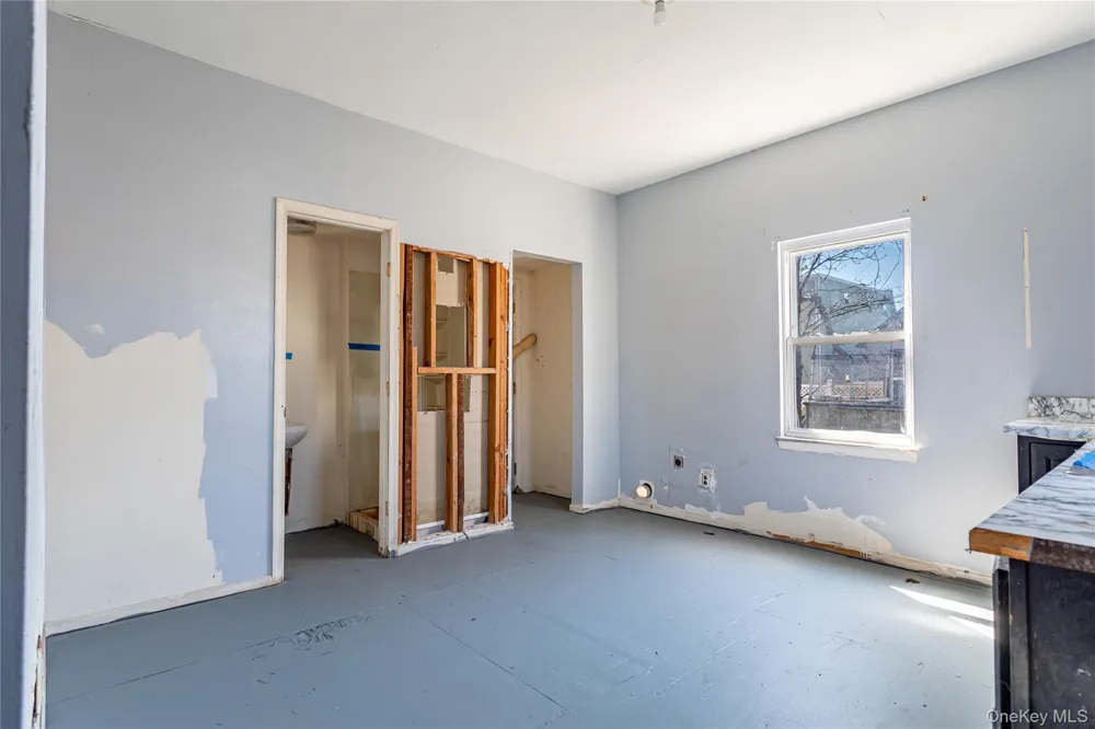 14 Dongan Street Staten Island, NY 10310